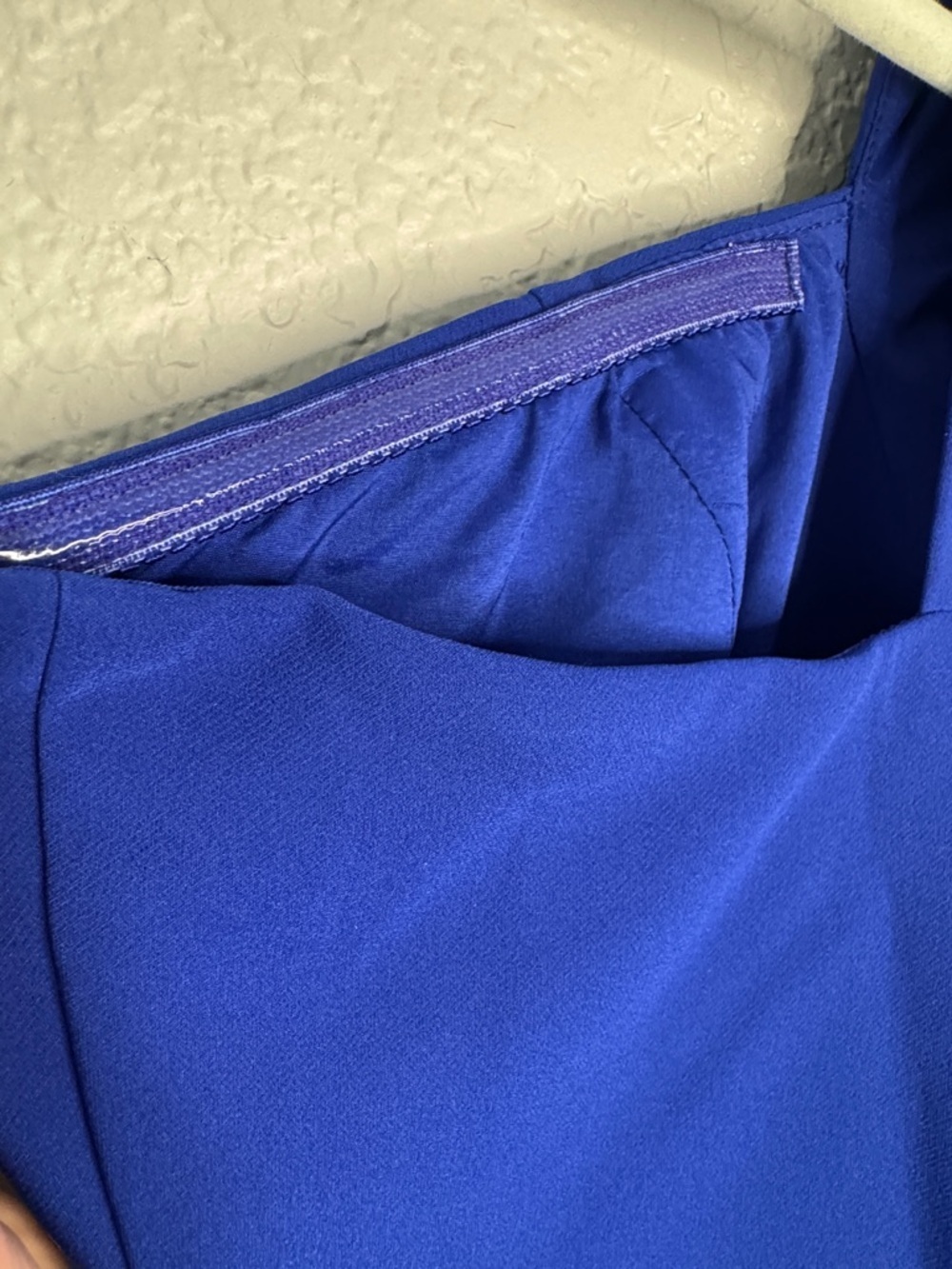 NEW Aidan Mattox Blue One Shoulder Crepe Jumpsuit Side Cut Out Size 6 - Picture 8 of 8